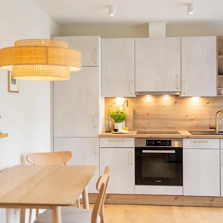 Salz - Queller Apartment